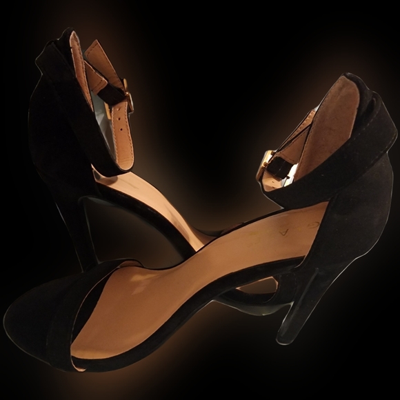 Glaze Size 6.5 Black Suede High Heels - Picture 2 of 3